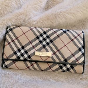 SOLD SOLD SOLDBurberry wallet